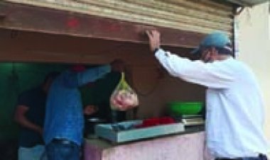 महाशिवरात्रि के दिन खुली रही मछली एवं मटन मार्केट की दुकानें, भिलाई निगम की टीम ने कराया बंद