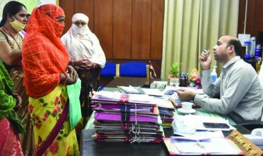 साढ़े तीन लाख रुपए दोगुना करने का झांसा देकर हड़प ली किसान की जमीन