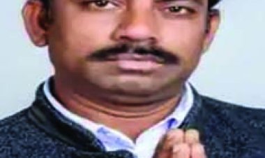 बैट-स्टंप से पार्षद की पिटाई