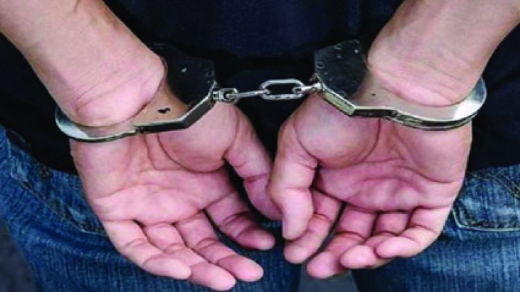 पादरी समेत दो गिरफ्तार,धर्म परिवर्तन की कोशिश करने का आरोप