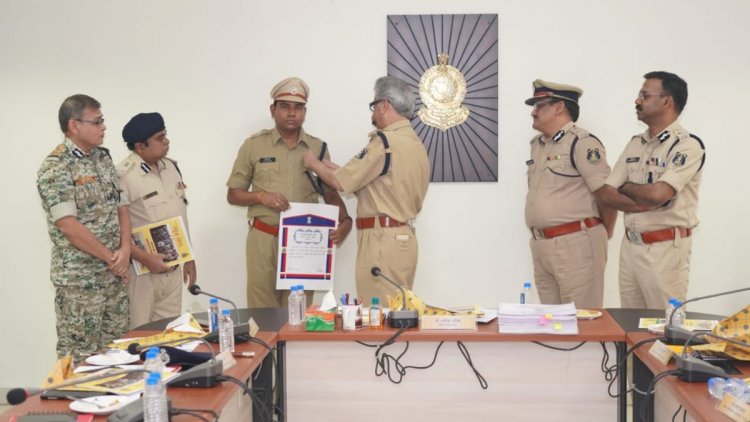 छत्तीसगढ़ के पुलिस अधिकारियों को केंद्रीय गृहमंत्री पदक सम्मान