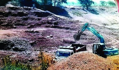 ब्लास्टिंग से घरों को पहुंच रहा नकसान