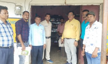 अवैध क्लीनिक पर तहसीलदार ने जड़ा ताला