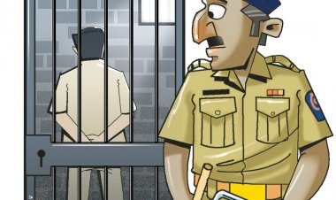 सड़क में तलवार लहराता बदमाश पुलिस गिरफ्त में
