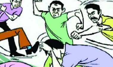 नौकरी से निकाले जाने के खुन्नस में पत्थर मार ड्रायवर का फोड़ा सिर