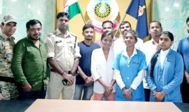 आईएएस , आईपीएस, थाना प्रभारी सहित 153 लोगो ने किया रक्तदान