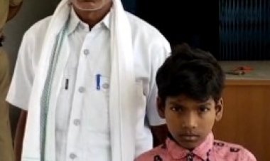 टीचर ने इतना मारा कि छात्र के कान से बहने लगा खून