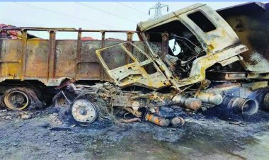 तेज रफ्तार ट्रेलर की ठोकर से ट्रक में लगी आग, जिंदा जल गया ड्राइवर