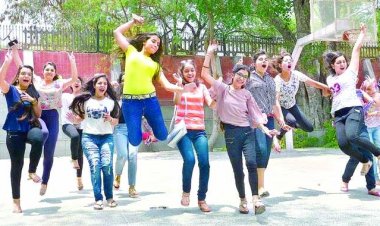 लड़कियों ने 3.29 फीसदी से मारी बाजी