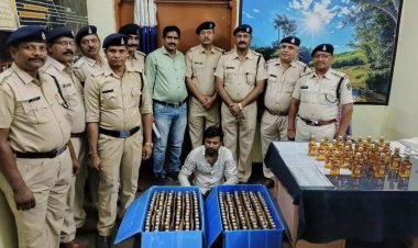 दुर्ग स्टेशन में पकड़ाया 84 हजार का 2 पेटी शराब