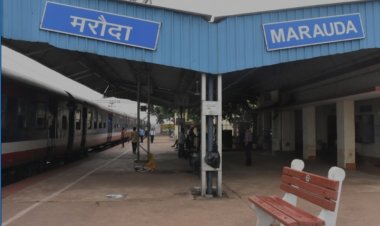 कमीशन लेकर एक्सप्रेस का तत्काल टिकट बांटते हेड क्लर्क गिरफ्तार, मरोदा स्टेशन पर विलिजेंस की टीम ने की कार्रवाई