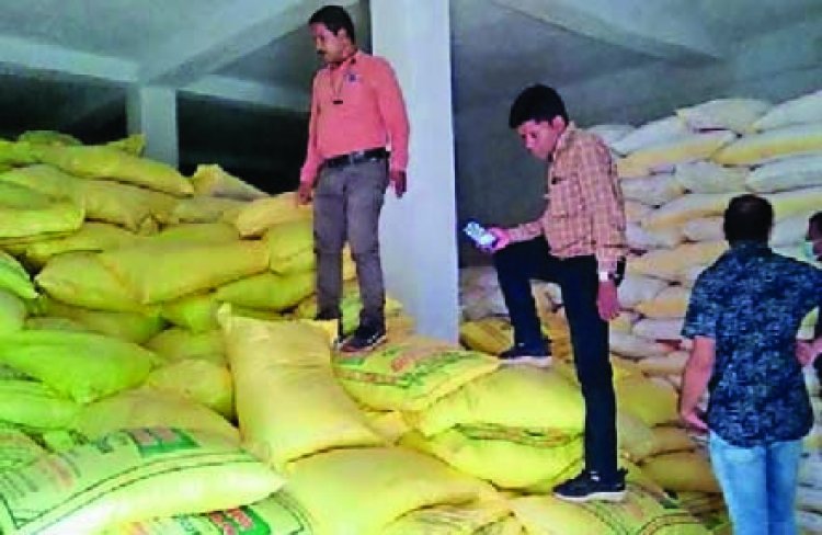 खात विक्रय में अनियमितता, 6 दुकानें सील