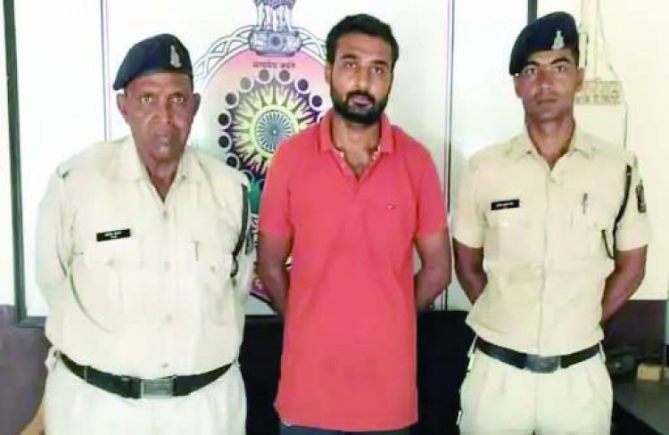 अपने ही घर से गहने चुनाने वाले बेटा गिरफ्तार