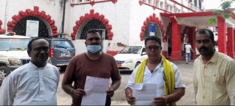 फर्जी दस्तावेज फाइनेंस कराया मोबाइल, कलेक्टर से कार्रवाई की मांग