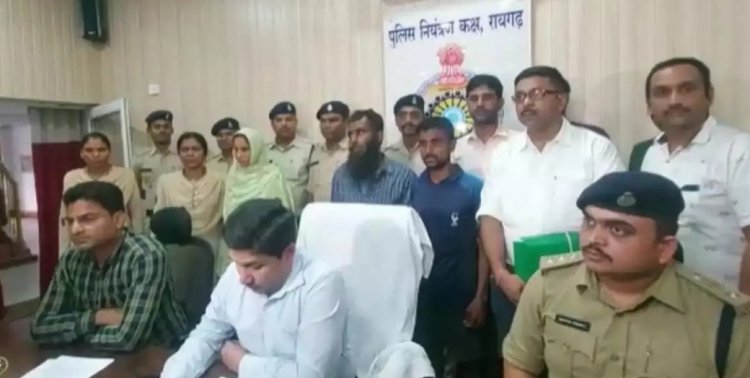 छत्तीसगढ़ फेरीवाले बनकर करते थे लाखों की चोरी, अंतरराष्ट्रीय गिरोह पकड़ाया