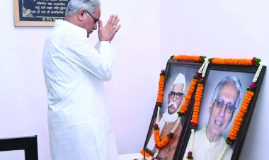   मुख्यमंत्री ने पं. रविशंकर शुक्ल व शहीद विद्याचरण शुक्ल की जयंती पर उन्हें किया नमन