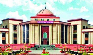 ग्रामीणों को राहत देने रात 11 बजे खुला हाईकोर्ट: 24 घंटे में था मकान खाली करने का फरमान;HC ने लगाई रोक