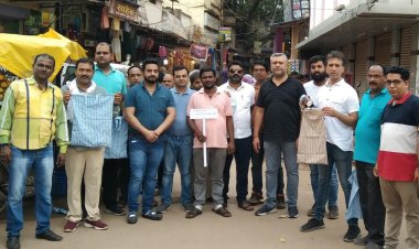 पॉलीथीन हटाओ, घर का थैला लाओ: चेंबर ऑफ कॉमर्स ने चलाया जागरूकता अभियान