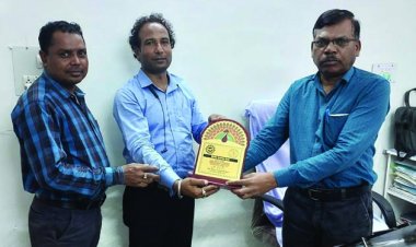 फायर सेफ्टी डिजास्टर मैनेजमेंट इंस्टीट्यूट भिलाई के डायरेक्टर को सत्र  2021-22 बेस्ट नियोजक सम्मान