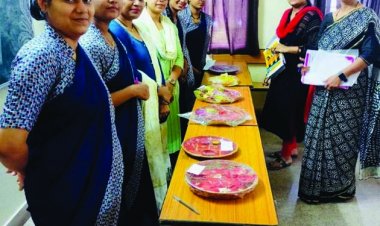 पूजा थाली सजाओं प्रतियोगिता में बबली प्रथम