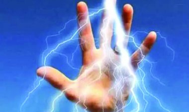 तिरंगा अभियान के दौरान बड़ा हादसा, करंट की चपेट में आने से निगम कर्मचारी की मौत