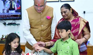 धूमधाम से मना मुख्यमंत्री भूपेश बघेल का जन्म दिन, बधई देने लगा लोगों का तांता