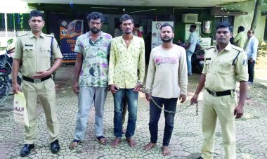 पानी का छिटा लगने की बात  पर चाकू मरने वाले 3 युवक गिरफ्तार