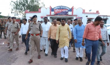 दुर्ग SP ने ग्रामीणों के परेशानियो के शीघ्र निराकरण के दिए निर्देश