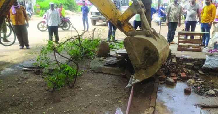 अवैध अतिक्रमण के खिलाफ उतरा भिलाई निगम का बुलडोजर, 134 स्थानों से हटाया गया अवैध अतिक्रमण
