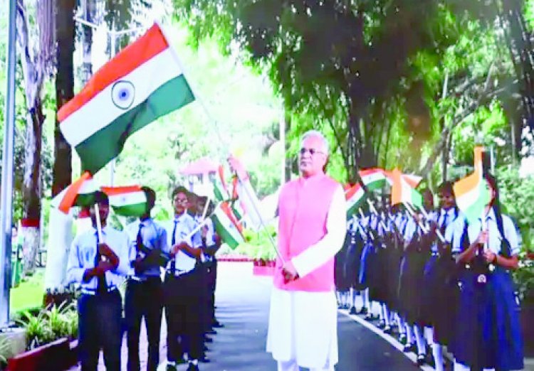 लोगों में राष्ट्रप्रेम का भाव पैदा करने मुख्यमंत्री ने किया वीडियो सॉन्ग लांच