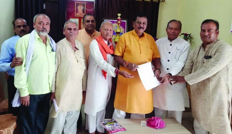 रेल आंदोलन समिति के प्रतिनिधि मंडल ने सांसद विजय बघेल से की मुलाकात