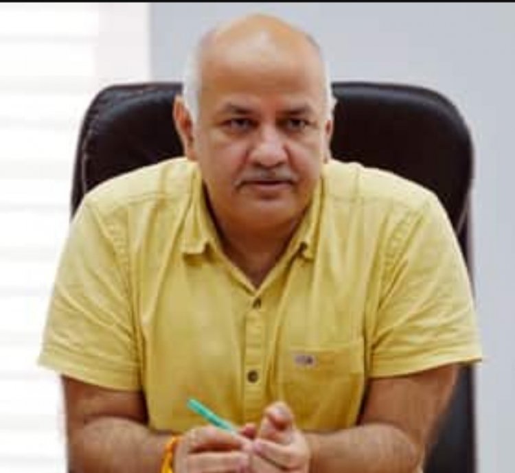 मनीष सिसोदिया के घर सीबीआई का छापा, एक साथ 21 जगहों पर जारी है रेड