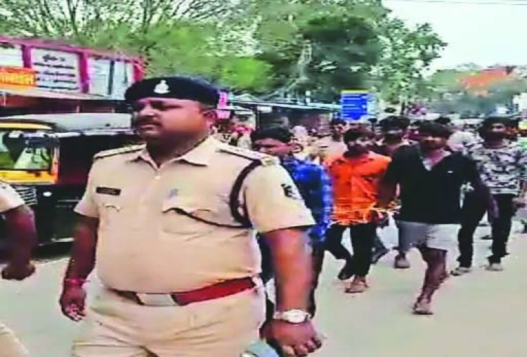 विवाद किसी और का, सिर फूटा किसी और की,अधिक खून बहने से युवक की मौत, 12 गिरफ्तार