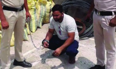 चोरी का सामान खरीदने वाला कबाड़ व्यवसायी गिरफ्तार