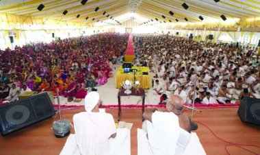 विशुद्ध रूप से आत्मशुद्धि का पर्व है संवत्सरी, लोगों ने एक दूसरे से की क्षमा याचना