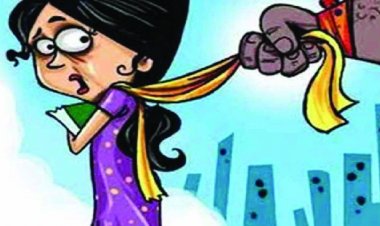 छात्रा से छेड़छाड़ कर फरार शिक्षक की तलाश जारी