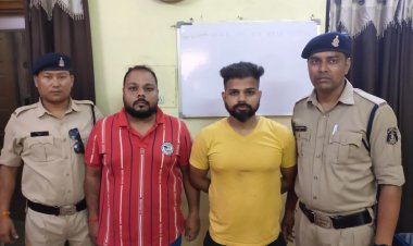 दुर्ग पुलिस ने ऑन लाईन सट्टा महादेव एप्प के 2 गुर्गे को पकड़ा