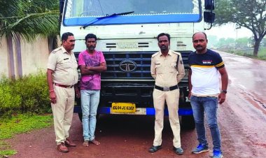 चोरी गए ट्रेलर को पुलिस ने तीन घंटे के भीतर नाकाबंदी कर आरोपी सहित किया बरामद