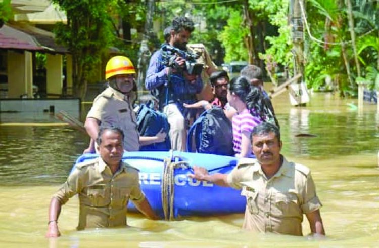 बेंगलुरु में भारी बारिश ने तोड़ा 32 साल का रिकार्ड