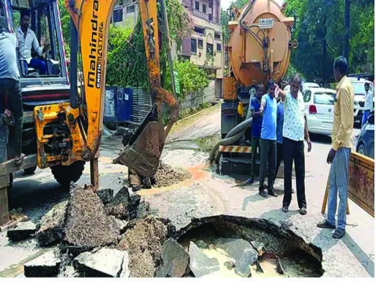 सड़क धंसने के मामले में स्मार्ट सिटी लिमिटेड पर 10 लाख रुपए का जुर्माना