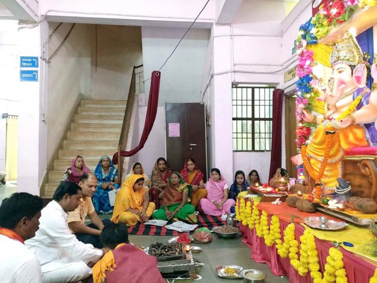 हवन, पूजन एवं भोग प्रसाद वितरण के साथ भिलाई-चरौदा निगम कार्यालय गणेश उत्सव कार्यक्रम का समापन