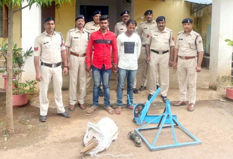 ग्राम ओदरागहन में हुई चोरी मामले में दो आरोपी पकड़ा गया