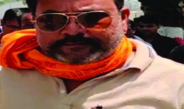 रेलकर्मी की आत्महत्या का मामल में पूर्व नगर पालिका अध्यक्ष सहित 4 लोगों के खिलाफ अपराध दर्ज