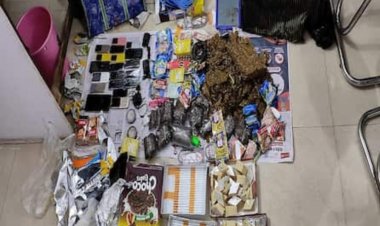 कोर्ट में पेशी के बाद जेल लौट रहे कैदियो से मिला भारी-भरकम सामान