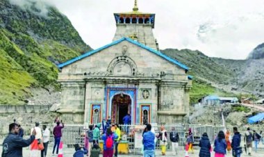 बाबा केदार के जयकारों के बीच धाम के कपाट बंद, अब छह माह ओंकारेश्वर मंदिर में रहेंगे विराजमान