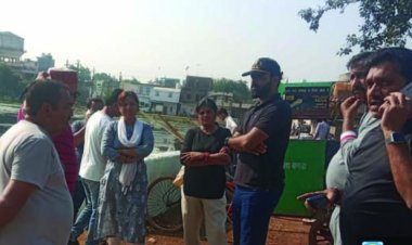 छठ पर्व के मद्देनजर युद्ध स्तर पर हो रही है तालाबों की सफाई