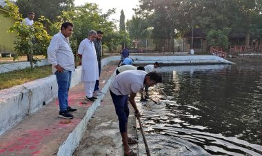 भिलाई भाजपा अध्यक्ष सहित पार्षदों ने किये तालाबों का निरीक्षण