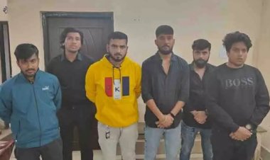 कैफे में पुलिस की दबिश, शराबखोरी एवं हुक्का पार्टी कर जन्मदिन मनाते 6 गिरफ्तार