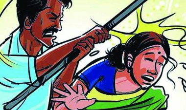 पड़ोस के लड़के से अवैध संबंध के शक में पत्नी की कुल्हारी मारकर हत्या