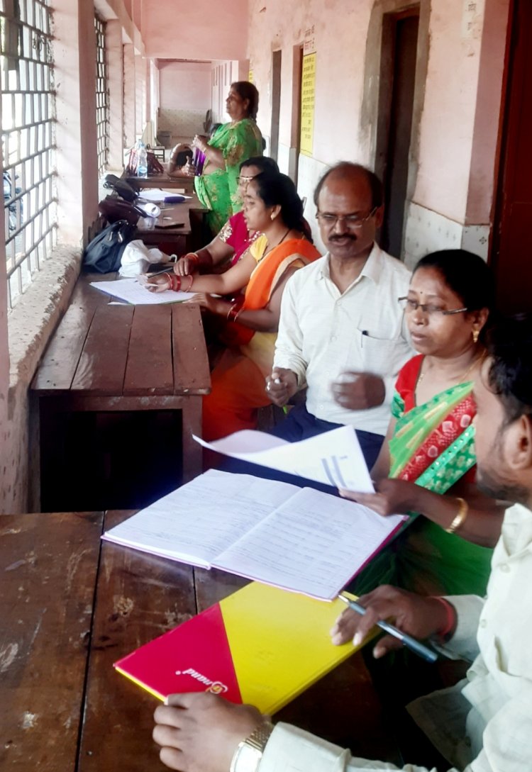 छत्तीसगढ़ियां ओलंपिक का पतीला लगाने में लगे हुए हैं भिलाई निगम जोन 2 के अधिकारी-कर्मचारी, अवस्थाओं के बीच शुरू नहीं हो पाया खेल